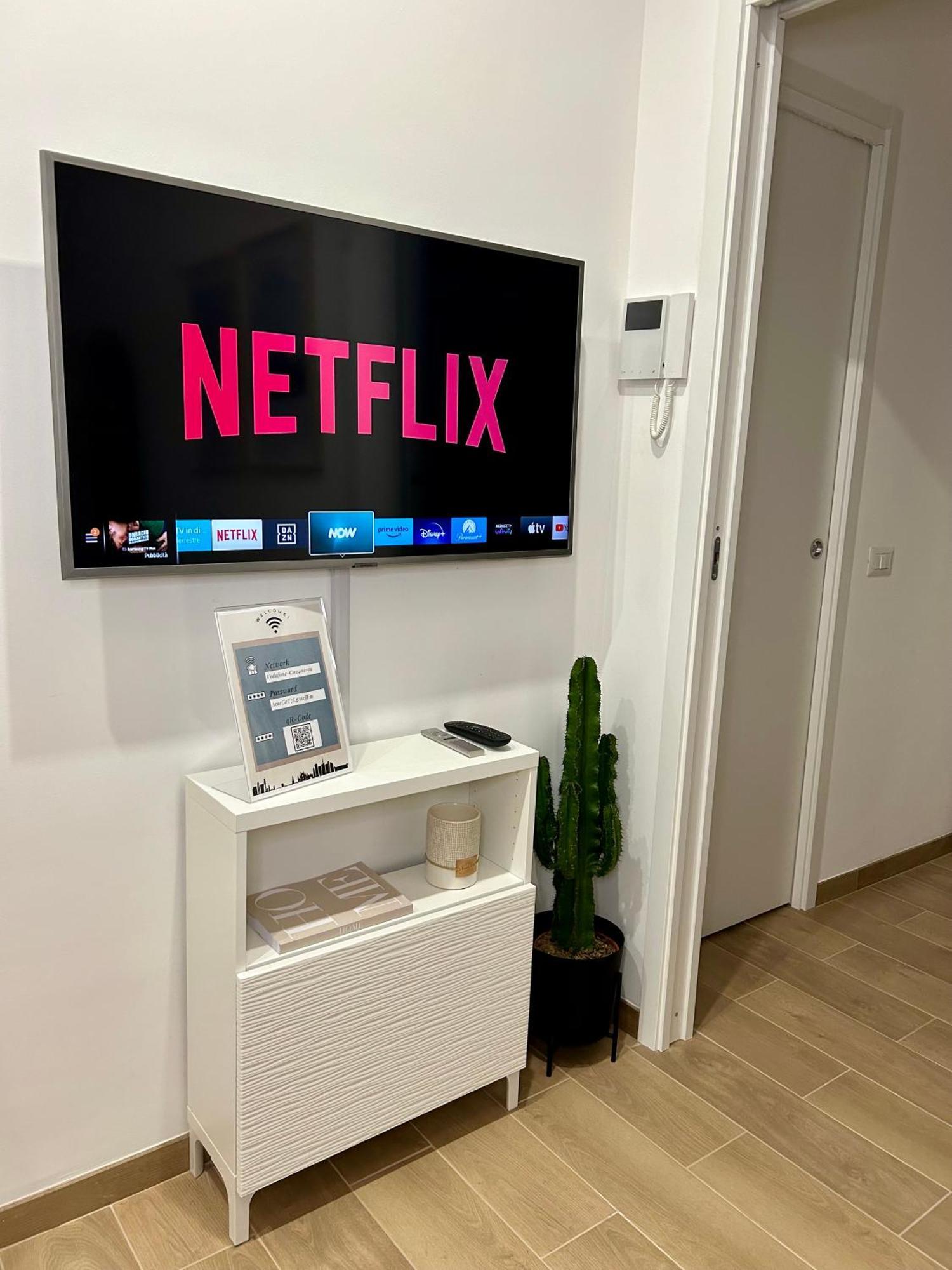 Navigli-Bocconi - Peque Home, Wi-Fi Milano Eksteriør billede