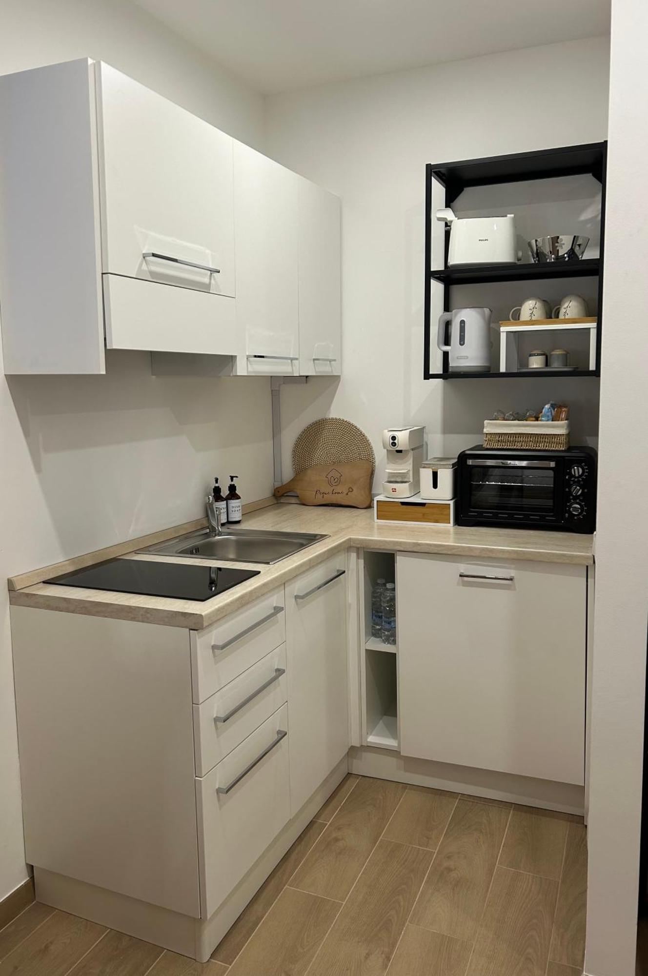 Navigli-Bocconi - Peque Home, Wi-Fi Milano Eksteriør billede